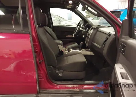 2011 Ford Escape Xlt from USA, damaged, VIN 1FMCU9DG5BKB20537